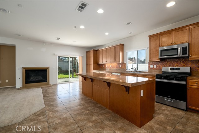 2096 Wild Thyme, San Jacinto CA: https://media.crmls.org/medias/7a6c02e7-5a31-4cfc-a60e-efa0ab8c82ad.jpg