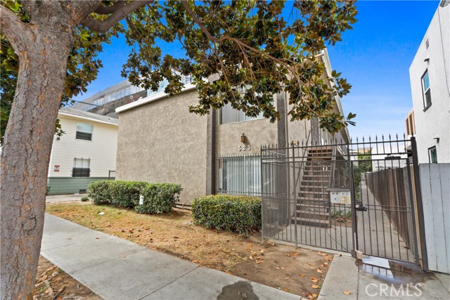 525 Linden Avenue, Long Beach, California 90802, ,Multi-Family,For Sale,Linden,PW24201233