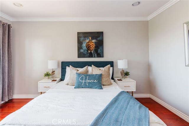 Detail Gallery Image 22 of 36 For 21793 Planewood Dr, Woodland Hills,  CA 91364 - 4 Beds | 3/1 Baths