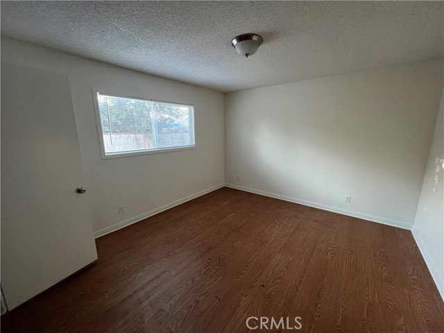 Detail Gallery Image 9 of 15 For 620 N Grand Ave, Santa Ana,  CA 92701 - 2 Beds | 1 Baths