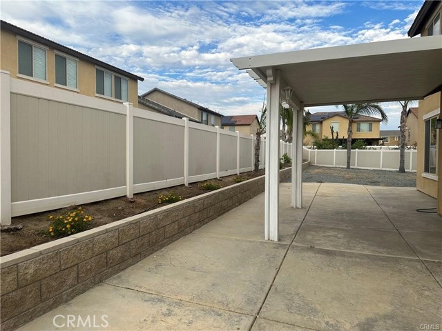 13165 Samilin Circle, Eastvale CA: https://media.crmls.org/medias/7a6d9e56-24ad-4d16-99a6-b70cb5a67790.jpg