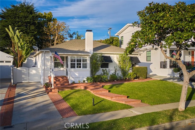 503 Avenue D, Redondo Beach, California 90277, 4 Bedrooms Bedrooms, ,3 BathroomsBathrooms,Residential,Sold,Avenue D,PV23211167