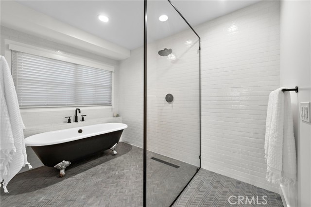 Detail Gallery Image 34 of 65 For 26251 La Morada Cir, Mission Viejo,  CA 92691 - 5 Beds | 3/2 Baths