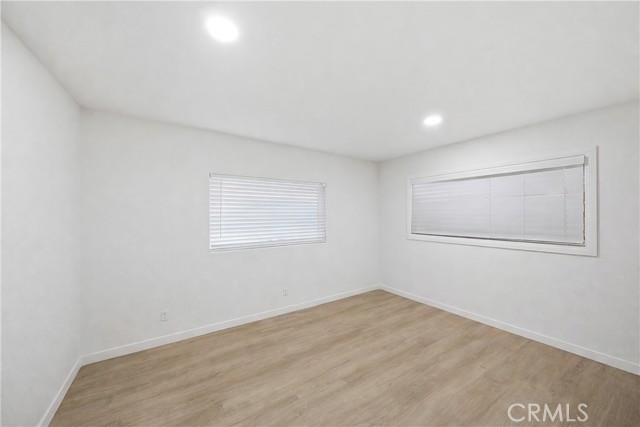 Detail Gallery Image 14 of 21 For 7851 Cypress, Huntington Beach,  CA 92647 - – Beds | – Baths