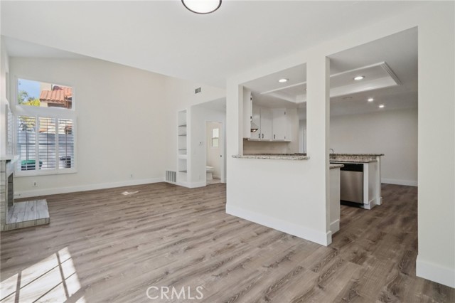 Detail Gallery Image 9 of 39 For 1 Vista Sierra, Rancho Santa Margarita,  CA 92688 - 3 Beds | 2/1 Baths