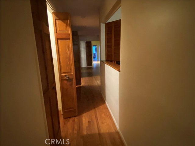 18219 Rayen Street, Northridge CA: https://media.crmls.org/medias/7a6fdaaa-56fc-4ca3-8530-d20fdb848bf8.jpg