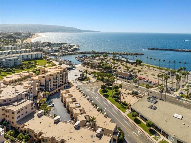 150 The Village, Redondo Beach, California 90277, 3 Bedrooms Bedrooms, ,2 BathroomsBathrooms,Residential,Sold,The Village,SB23194628