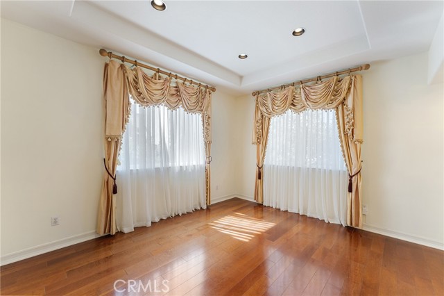 2528 N San Miguel Drive, Orange CA: https://media.crmls.org/medias/7a7042f2-ae4e-4dcd-bc8d-06359373e9af.jpg
