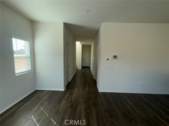 Detail Gallery Image 8 of 38 For 14180 Astra St, Moreno Valley,  CA 92555 - 4 Beds | 2/1 Baths