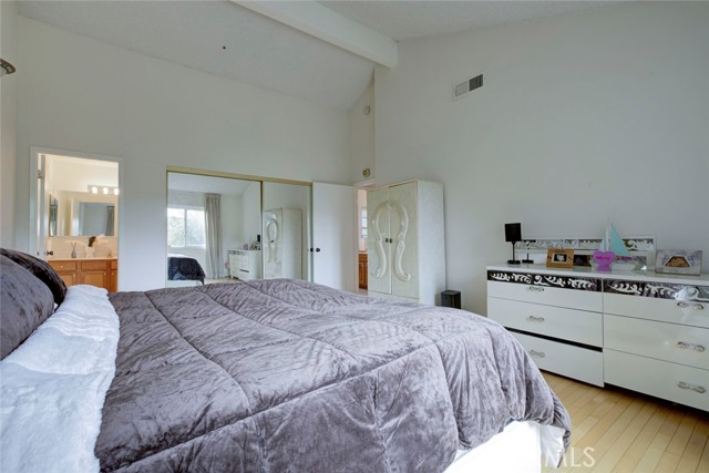 Detail Gallery Image 36 of 52 For 20442 Runnymede, Winnetka,  CA 91306 - 4 Beds | 3 Baths