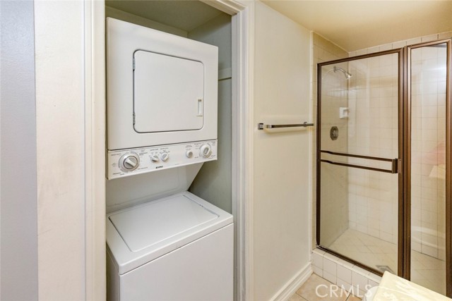 Detail Gallery Image 32 of 35 For 1854 S Beverly Glen Bld #204,  –,  CA 90025 - 2 Beds | 2 Baths