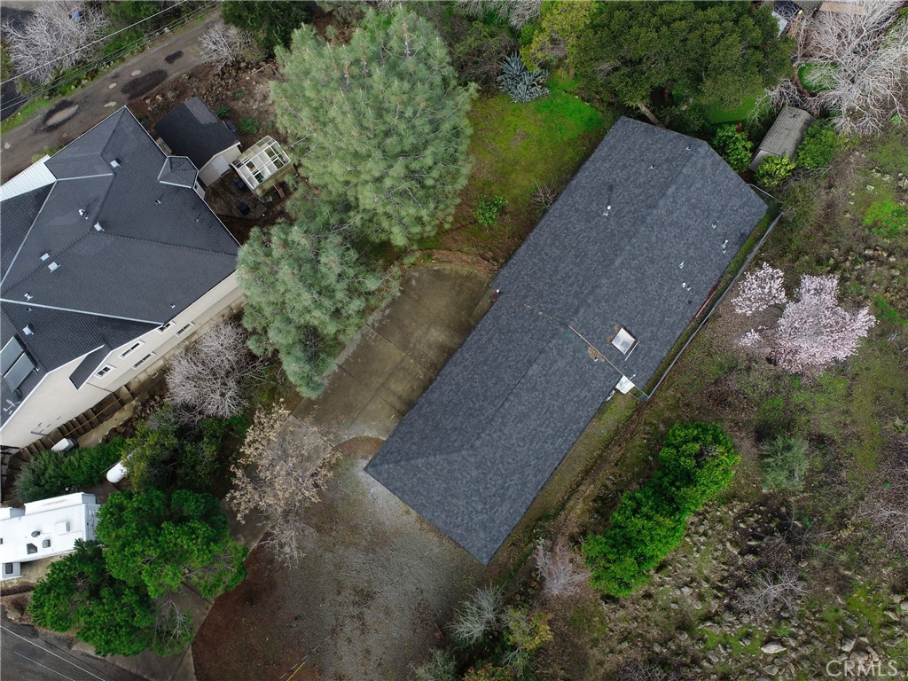 https://media.crmls.org/medias/7a722d6c-3f48-45b4-bc49-d663e3dd2210.jpg?preset=X-Large