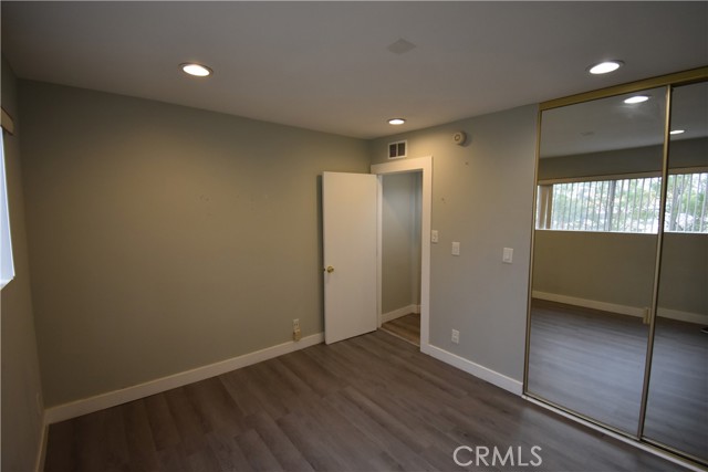 Detail Gallery Image 35 of 38 For 4950 Louise Ave #103,  Encino,  CA 91316 - 2 Beds | 2 Baths