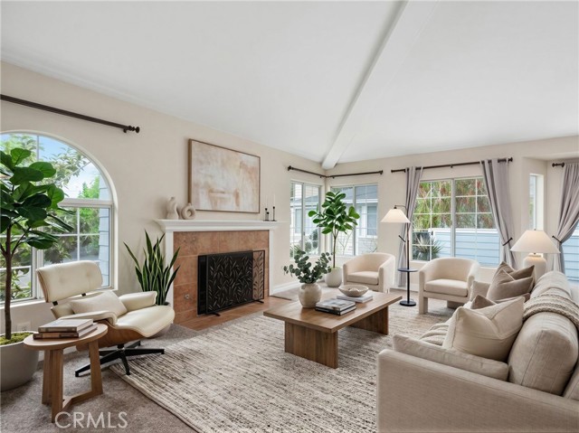 Front Image Thumbnail for CROC26070124