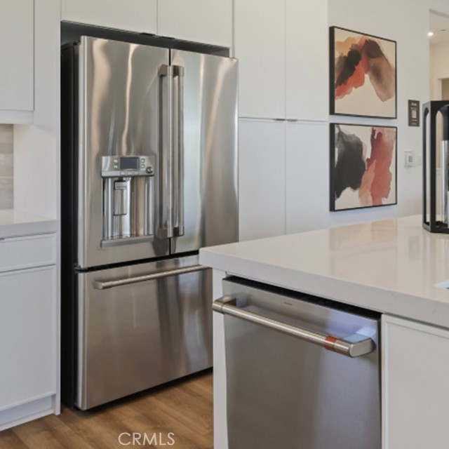 Detail Gallery Image 3 of 34 For 300 Junco, Irvine,  CA 92618 - 3 Beds | 3 Baths