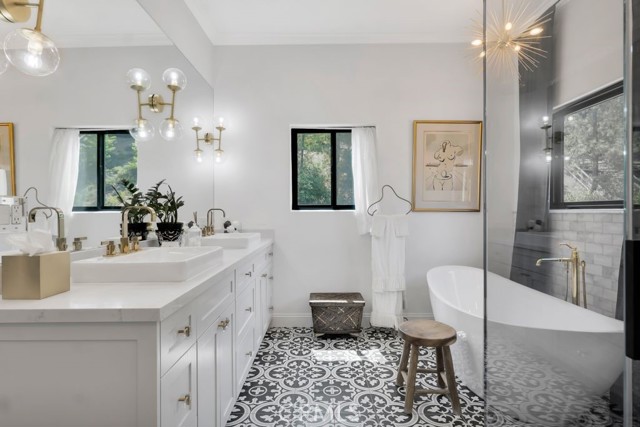 176 Saddlebow Road, Bell Canyon CA: https://media.crmls.org/medias/7a72fbd7-9a37-4cbb-b200-a10dc43ebd16.jpg