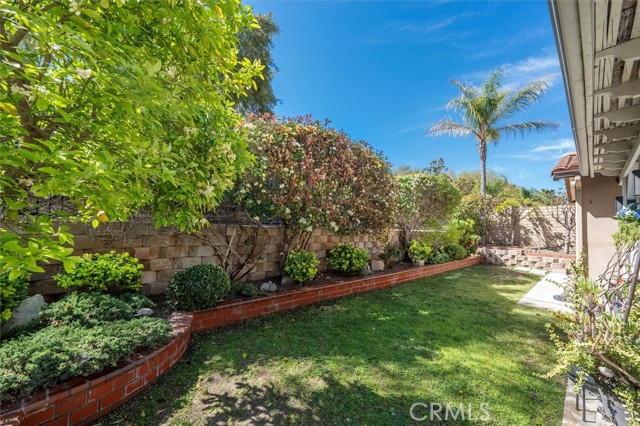 Detail Gallery Image 21 of 50 For 19540 Ellis Henry Ct, Newhall,  CA 91321 - 5 Beds | 3 Baths