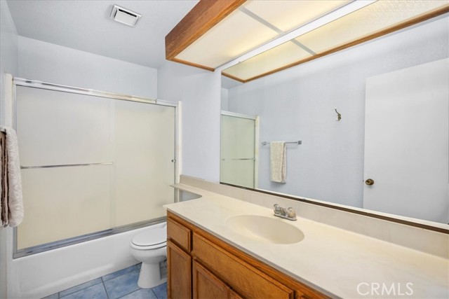 41880 Humber Dr., Temecula CA: https://media.crmls.org/medias/7a757d5e-eb6c-48b2-b7ac-ec901f34b6f9.jpg