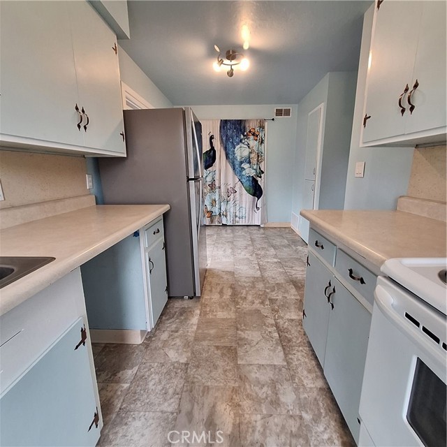 Detail Gallery Image 10 of 24 For 3473 Mclean St, Eureka,  CA 95501 - 3 Beds | 2 Baths
