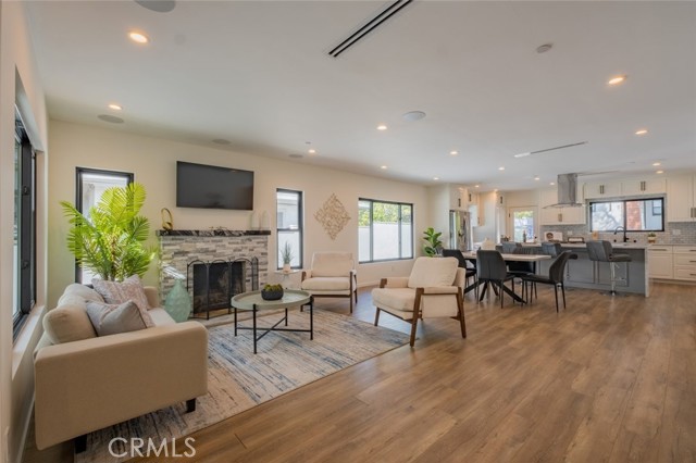 421 Mariposa Avenue, Sierra Madre CA: https://media.crmls.org/medias/7a7801d9-b560-4a1d-90ee-e91eb883e065.jpg