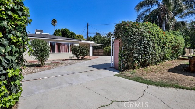 Detail Gallery Image 4 of 42 For 15841 Marlin Pl, Van Nuys,  CA 91406 - 2 Beds | 2 Baths