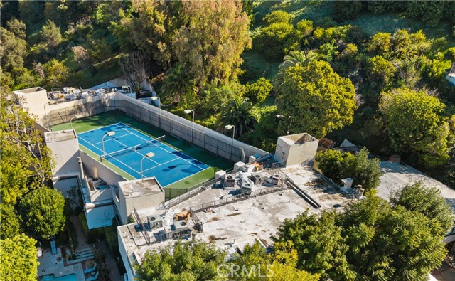 Detail Gallery Image 50 of 50 For 11687 Bellagio #12,  Los Angeles,  CA 90049 - 2 Beds | 2/1 Baths