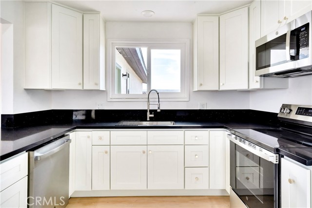 Detail Gallery Image 12 of 48 For 2670 N Sage, Landers,  CA 92285 - 3 Beds | 2 Baths