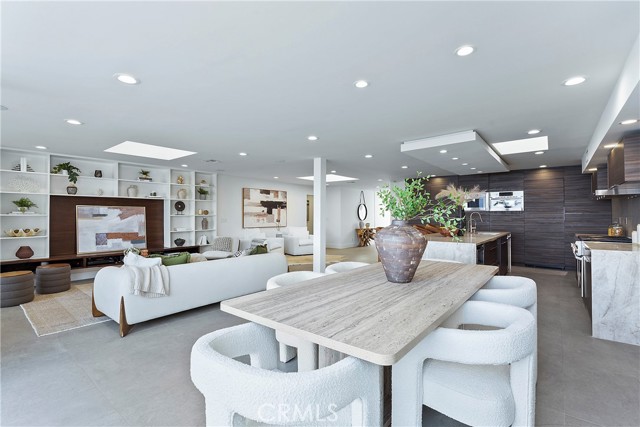 Detail Gallery Image 24 of 55 For 18300 Coastline Dr, Malibu,  CA 90265 - 4 Beds | 4 Baths