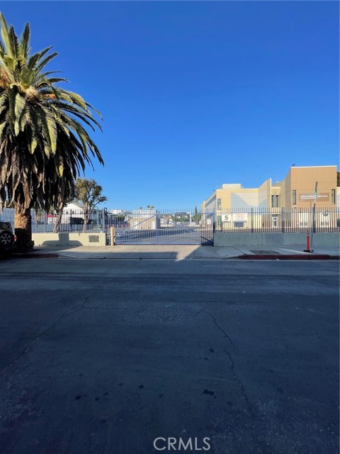  Commercial for Sale in Los Angeles, California