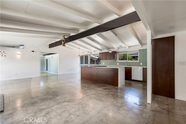 Detail Gallery Image 8 of 31 For 3033 Volk Ave, Long Beach,  CA 90808 - 3 Beds | 2 Baths