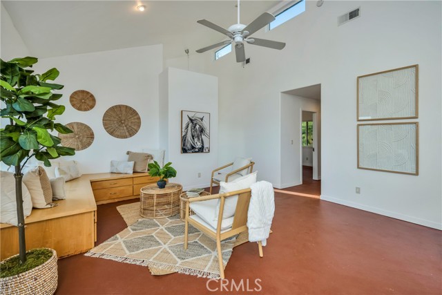 17023 Hofacker Lane, Lower Lake CA: https://media.crmls.org/medias/7a7bf39f-afd1-4319-84a7-9dd6474662e7.jpg