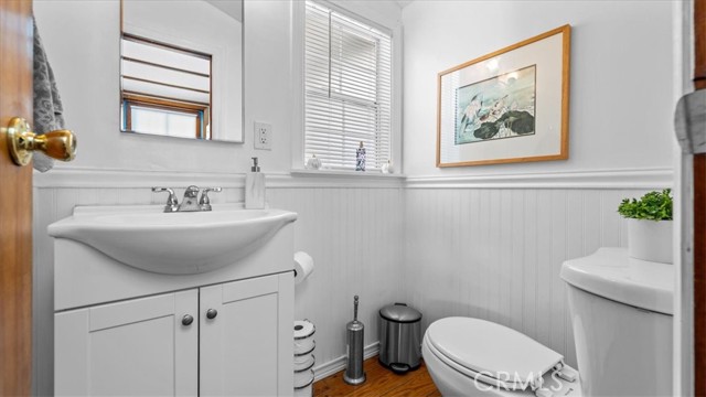 Detail Gallery Image 10 of 23 For 1513 W Cerritos Ave, Anaheim,  CA 92802 - 3 Beds | 2/1 Baths