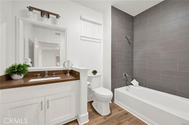 24545 Town Center, 5304 photo 14