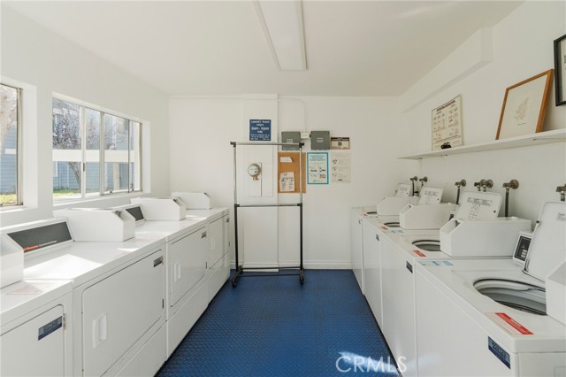 Detail Gallery Image 37 of 38 For 6020 Bixby Village #63,  Long Beach,  CA 90803 - 1 Beds | 1 Baths