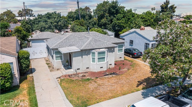 601 S Pearl Avenue, Compton CA: https://media.crmls.org/medias/7a7d6ab0-6336-4b1c-9fb6-2eb178cdf987.jpg