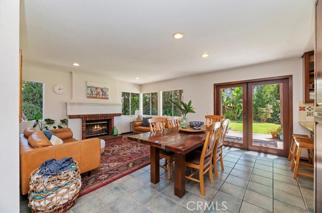 11928 Vista De Cerros Drive, Moreno Valley CA: https://media.crmls.org/medias/7a7ddb5a-1991-43e7-826d-58c4a17e5449.jpg