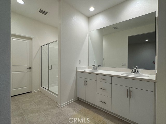 Detail Gallery Image 8 of 13 For 8435 Forest Park St, Chino,  CA 91708 - 3 Beds | 2/1 Baths