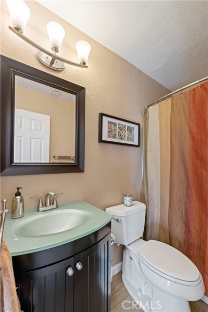 Detail Gallery Image 24 of 55 For 15845 Rosehaven, Canyon Country,  CA 91387 - 4 Beds | 3 Baths