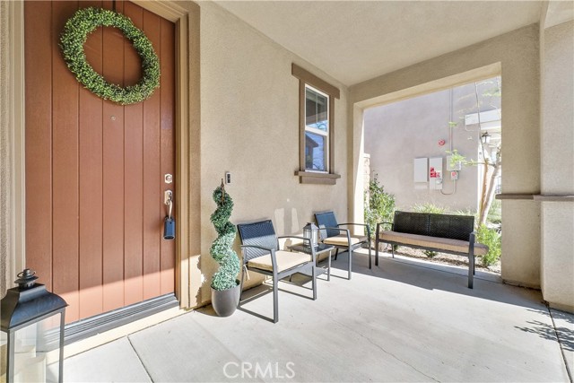 Detail Gallery Image 7 of 49 For 2493 Gunner Ridge Way, Rialto,  CA 92377 - 3 Beds | 2/1 Baths