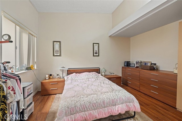 13430 St Andrews Drive, Seal Beach CA: https://media.crmls.org/medias/7a81a916-d9c5-4ea6-91ad-6311bc1ea976.jpg
