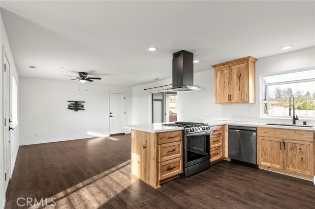 Detail Gallery Image 7 of 30 For 5660 Angel Dr, Paradise,  CA 95969 - 2 Beds | 2 Baths