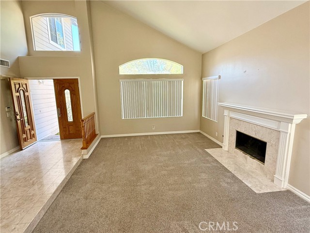 Detail Gallery Image 2 of 30 For 2206 Cedar Ridge Ct, Oxnard,  CA 93036 - 4 Beds | 3 Baths