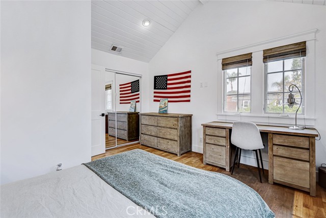 Detail Gallery Image 33 of 42 For 1717 Pacific Ave., Manhattan Beach,  CA 90266 - 4 Beds | 3 Baths