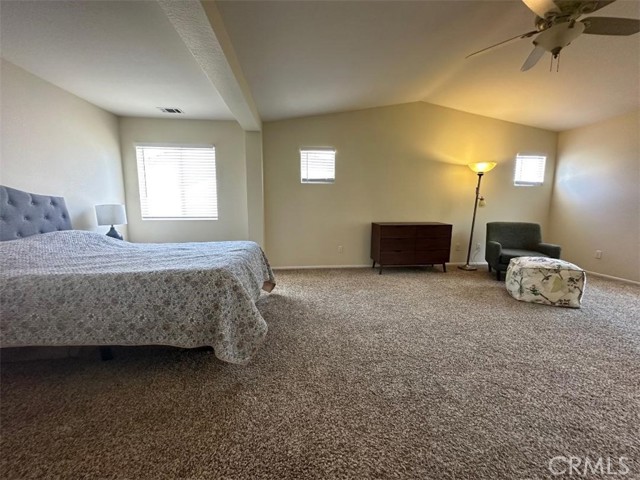 33667 Abbey Road, Temecula CA: https://media.crmls.org/medias/7a845bc4-2fdc-4bd8-a669-9c4a04ba4d75.jpg