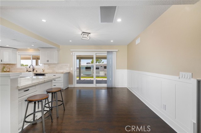 Detail Gallery Image 14 of 66 For 8729 Hillside Rd, Rancho Cucamonga,  CA 91701 - 4 Beds | 3 Baths
