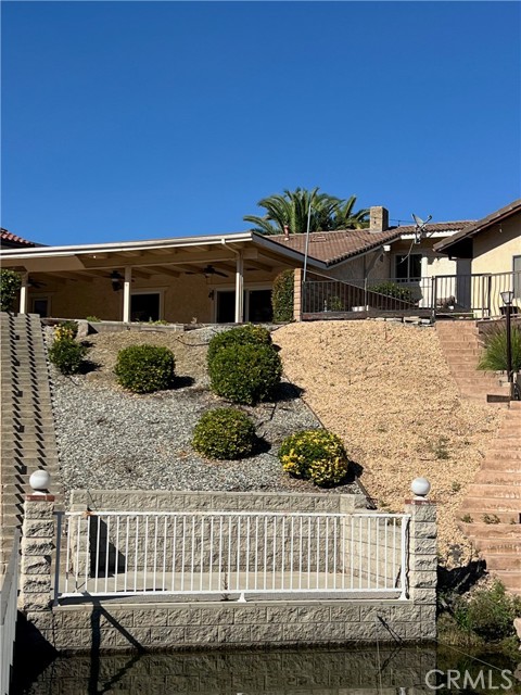 Image 4 of 59 For 21903 Strawberry