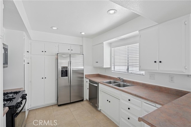 Detail Gallery Image 7 of 18 For 705 Orchid Ave, Corona Del Mar,  CA 92625 - 3 Beds | 3 Baths