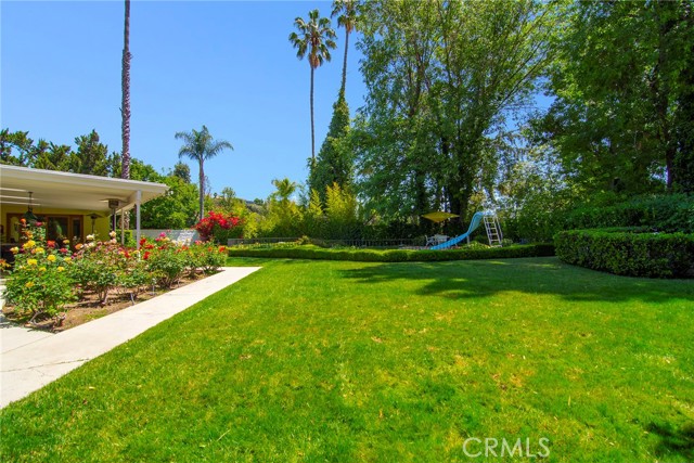 Detail Gallery Image 47 of 48 For 4510 Triste Pl, Tarzana,  CA 91356 - 4 Beds | 3 Baths