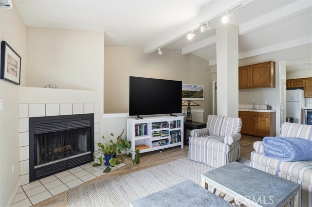 Detail Gallery Image 6 of 30 For 3058 Main St, Morro Bay,  CA 93442 - 2 Beds | 2 Baths