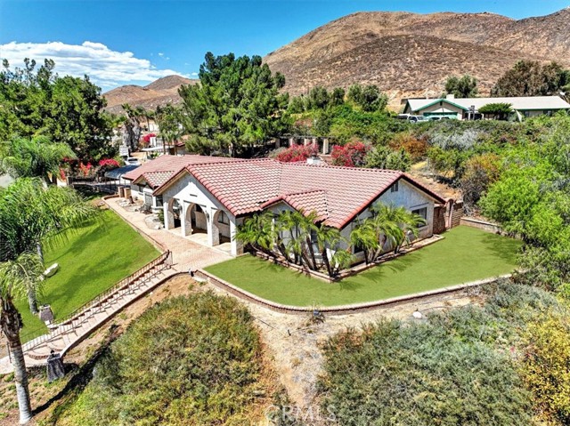 7005 Karen Lane, Riverside, CA, 92509 7005 Karen Lane, Riverside, CA, 92509